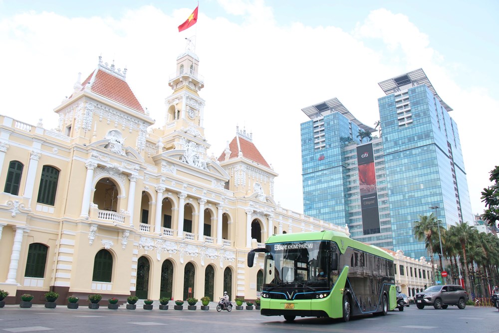 Ciudad Ho Chi Minh experimenta cinco rutas de autobuses electricos hinh anh 4