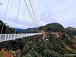 Puente de cristal más largo del mundo en Vietnam cautiva a medios internacionales