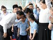 Vicepremier de Vietnam obsequia a niños discapacitados en Khanh Hoa
