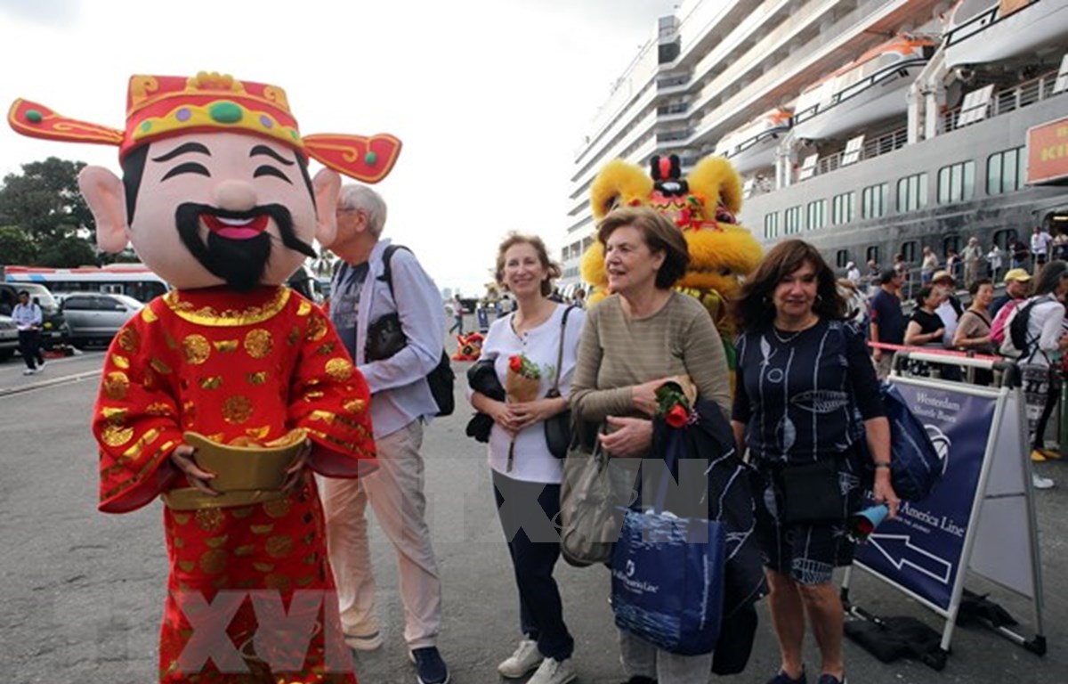 Aumentan número de visitantes a localidades vietnamitas durante el Tet