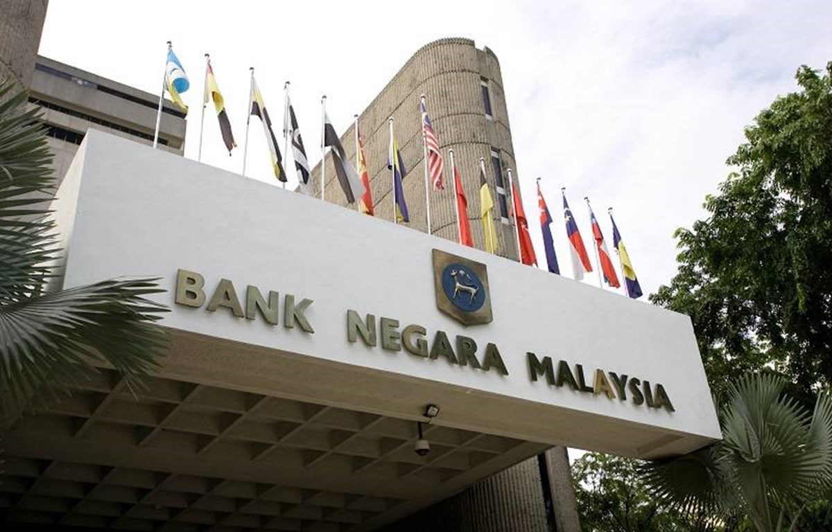 Disminuyen las reservas internacionales de Malasia e Indonesia 