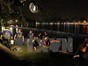 [Video] Realizan limpieza de lago Hoan Kiem en Hanoi