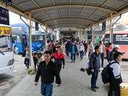 Terminales de autobuses de Hanoi esperan recibir a pasajeros interurbanos