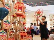 Juguetes tradicionales animan Festival del Medio Otoño de 2022
