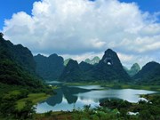 Contemplan la belleza del monte Mat Than en provincia de Cao Bang