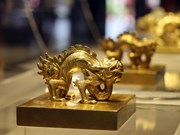 Exhiben objetos preciosos de emperador Khai Dinh, dinastía Nguyen