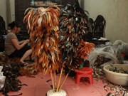 [Video] Oficio de confección de plumero en Vietnam