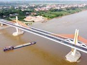 Puente atirantado moderno conecta las provincias de Vinh Phuc y Phu Tho