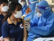 Hanoi realiza la vacunación contra el COVID-19 para alumnos de secundaria