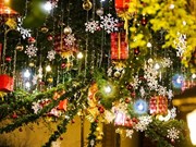 Ambiente navideño invade las calles de Hanoi 