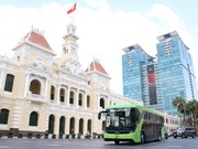 Ciudad Ho Chi Minh experimenta cinco rutas de autobuses eléctricos
