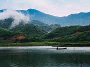 Lago Ta Dung - "Bahía de Ha Long" en miniatura en la Altiplanicie Occidental