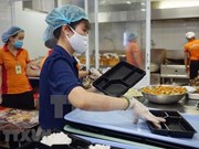 [Foto] Saigon Co.op suministra comidas a las áreas de cuarentena por COVID-19