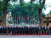 [Foto] Vietnam contribuye activamente al desarrollo de ASEAN