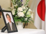 Honran dirigentes de Vietnam al difunto expremier japonés Abe Shinzo