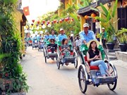 Crece cifra de turistas internacionales a Hanoi en 2023 
