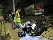 Equipo de rescate de motocicletas en Hanoi, un alivio para los motoristas