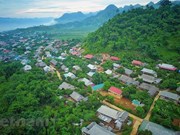 Ambiente sereno en la aldea Doi de la minoría étnica Thai en Vietnam
