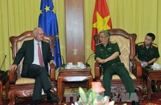 Vietnam y Unión Europea impulsan cooperación en defensa