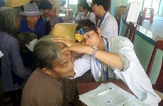 Atienden a pacientes pobres en Delta de río Mekong