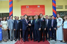 Cambodia inaugura radioemisora con asistencia vietnamita