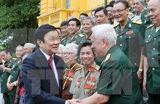 Presidente vietnamita destaca lealtad de unidades militares