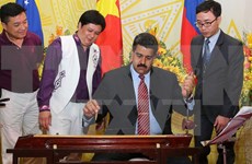  Presidente venezolano Nicolás Maduro concluye visita a Vietnam