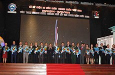 Ciudad Ho Chi Minh honra a cien empresarios destacados