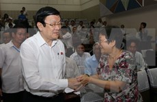 Presidente dialoga con votantes de Ciudad Ho Chi Minh