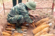 EE.UU. respalda Quang Tri superar consecuencias de bombas