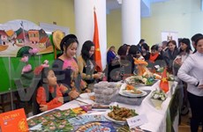 Vietnam asiste a festival asiático cultural y gastronómico en Ucrania