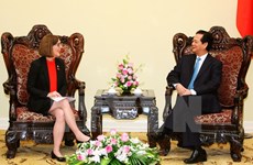  Premier vietnamita recibe a gobernadora del estado de Oregon