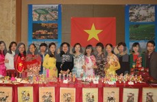 Vietnam participa en bazar internacional de caridad en Sudcorea