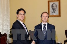 Premier vietnamita recibe a nuevo embajador de UE