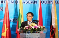 Prensa fomenta enlaces entre países de ASEAN, afirmó vicepremier vietnamita