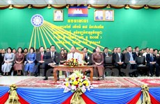 Conmemoran fundación de frente de solidaridad de Cambodia
