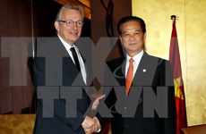Vietnam y Francia se esfuerzan por impulsar asociación estratégica