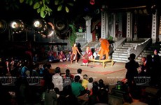 Esfuerzos en Vietnam para mantener vivas artes tradicionales