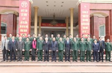Secretario general del Partido resalta hazañas de Comandancia de Hanoi
