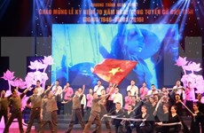 Programa artístico por aniversario 70 de primeras elecciones generales de Vietnam