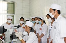 Vietnam desarrolla recursos humanos para elevar la competitividad nacional