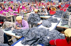 Inversores estadounidenses interesados en invertir en textil vietnamita