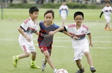 Noruega apoya el desarrollo de fútbol comunitario en Vietnam