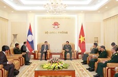 Vietnam y Laos estrechan cooperación en defensa