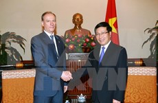 Vietnam y Rusia realzan papel de leyes globales en solución de problemas regionales