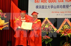 Distinguido profesor japonés con título honorífico vietnamita