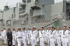 Buques de fuerza marítima de autodefensa de Japón arriban a Cam Ranh