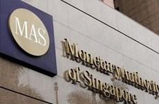 Singapur ajusta política monetaria para estimular economía