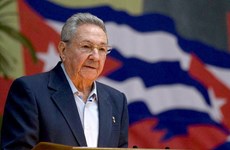 Líder vietnamita felicita al primer secretario del Partido Comunista de Cuba