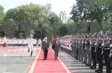 Nuevo presidente laosiano recibido en Hanoi